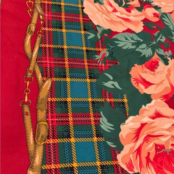 Floral Red and Green Women's Scarf - Picture 3 of 3